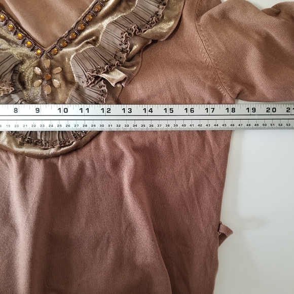 Velvet & Beaded Ruffled Women's Top XL - Picture 7 of 11
